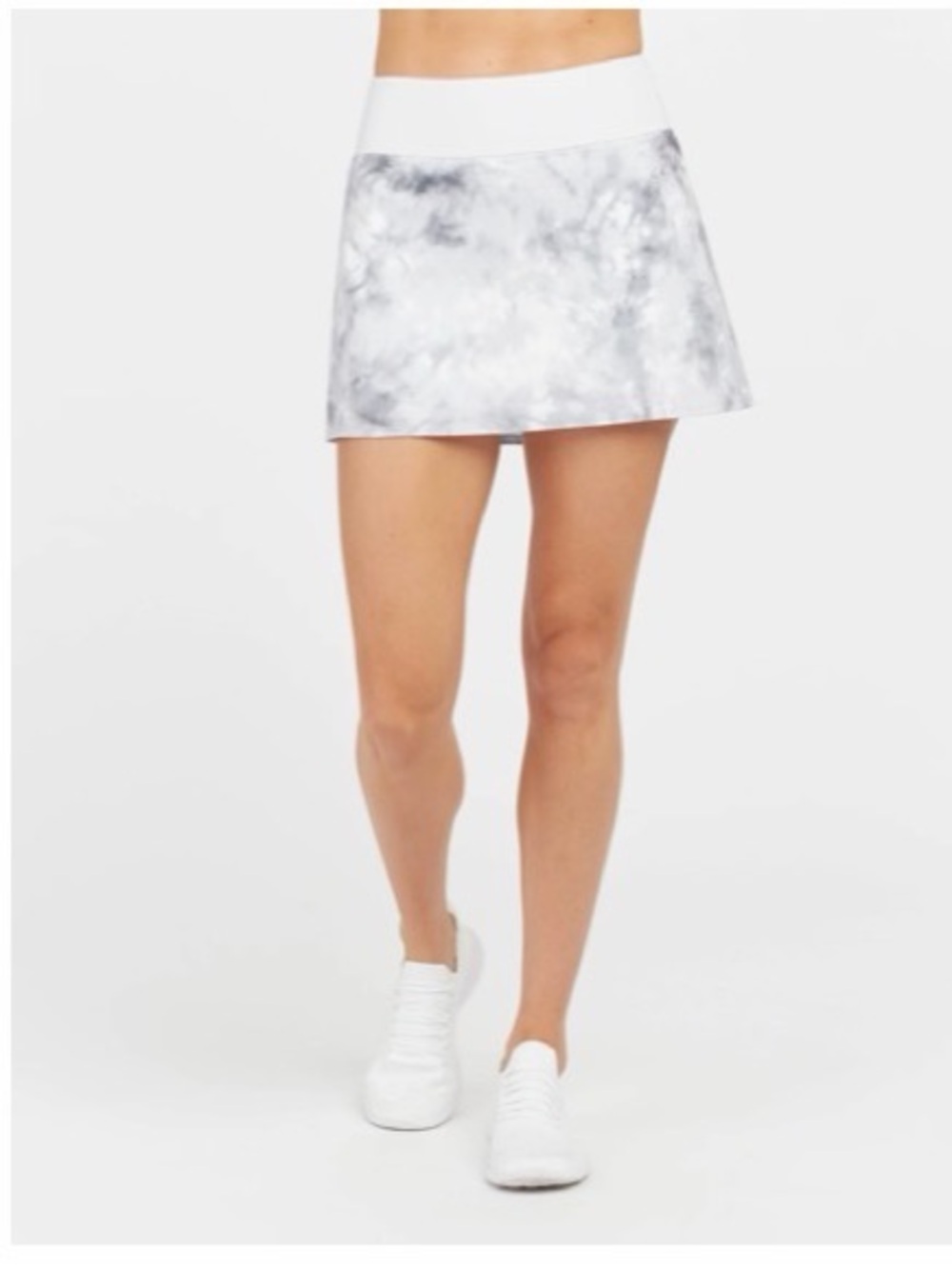 SPANX Activewear The Get Moving Skort  Built-in short Gray & White Tie-Dye Size